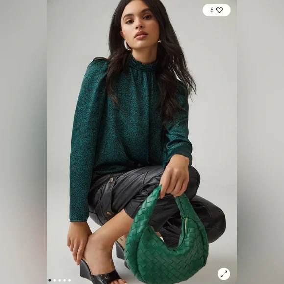 EUC size Medium Anthropologie Self Contrast Puff sleeve blouse - Picture 1 of 6